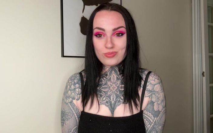 Miss Valentina: Bí mật
