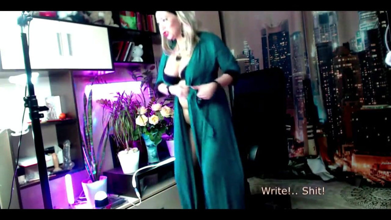 AimeeParadise: Webcam Pranks of a Mature Married Slut and Her Hot...