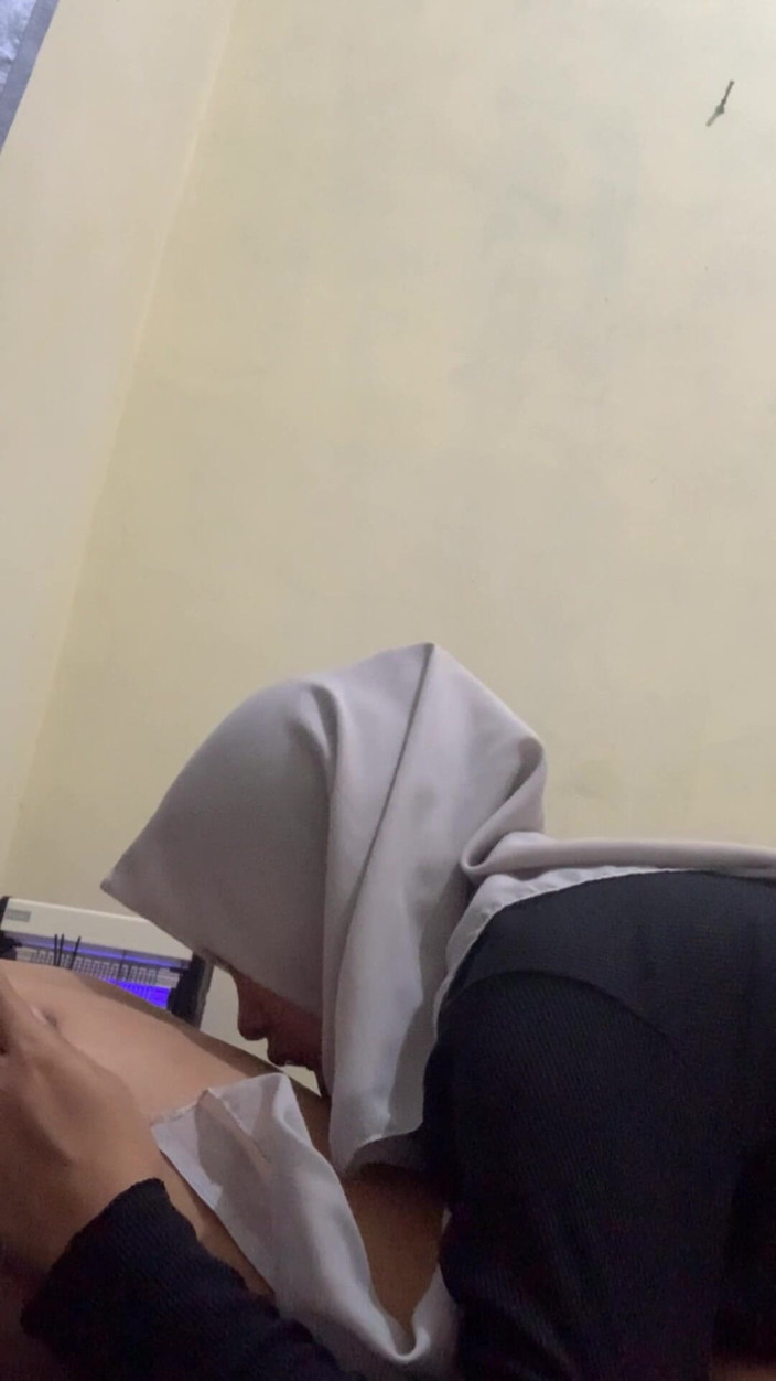 Indo Girl: Hyper Hidžáb chce být nahoře
