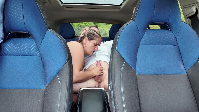 Alex e Bianca: Fucked in the Car with My Wife's Stepsister the Slut...