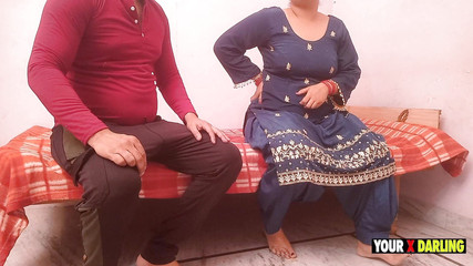 Jony Darling: Stiefschwester hatte bauchschmerzen, stiefbruster massiert und fickte sie auch