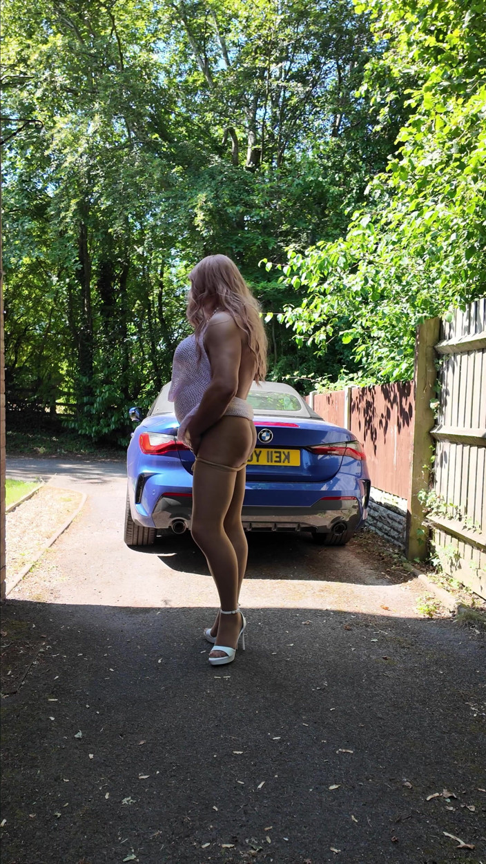 Kellycd2022: Sexy Crossdresser Kellycd2022 I’m My Pink Dress and Tan Seamless...