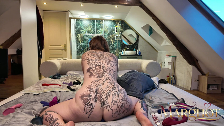 Sexymarghot: 30 Minutes Solo - I'm Having Fun with My Entire Dildo...