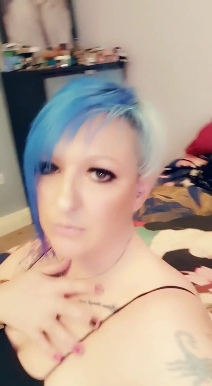 Livie Blainn: 今天有点肮脏了