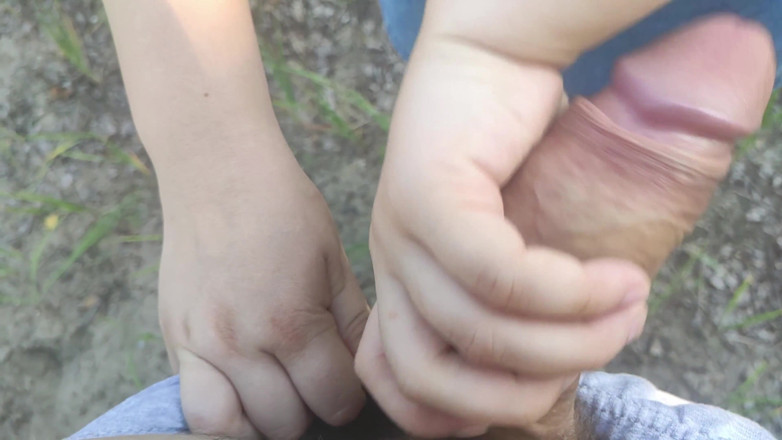 Cum Lust: My girlfriend undressed me outdoor and started jerking off a...