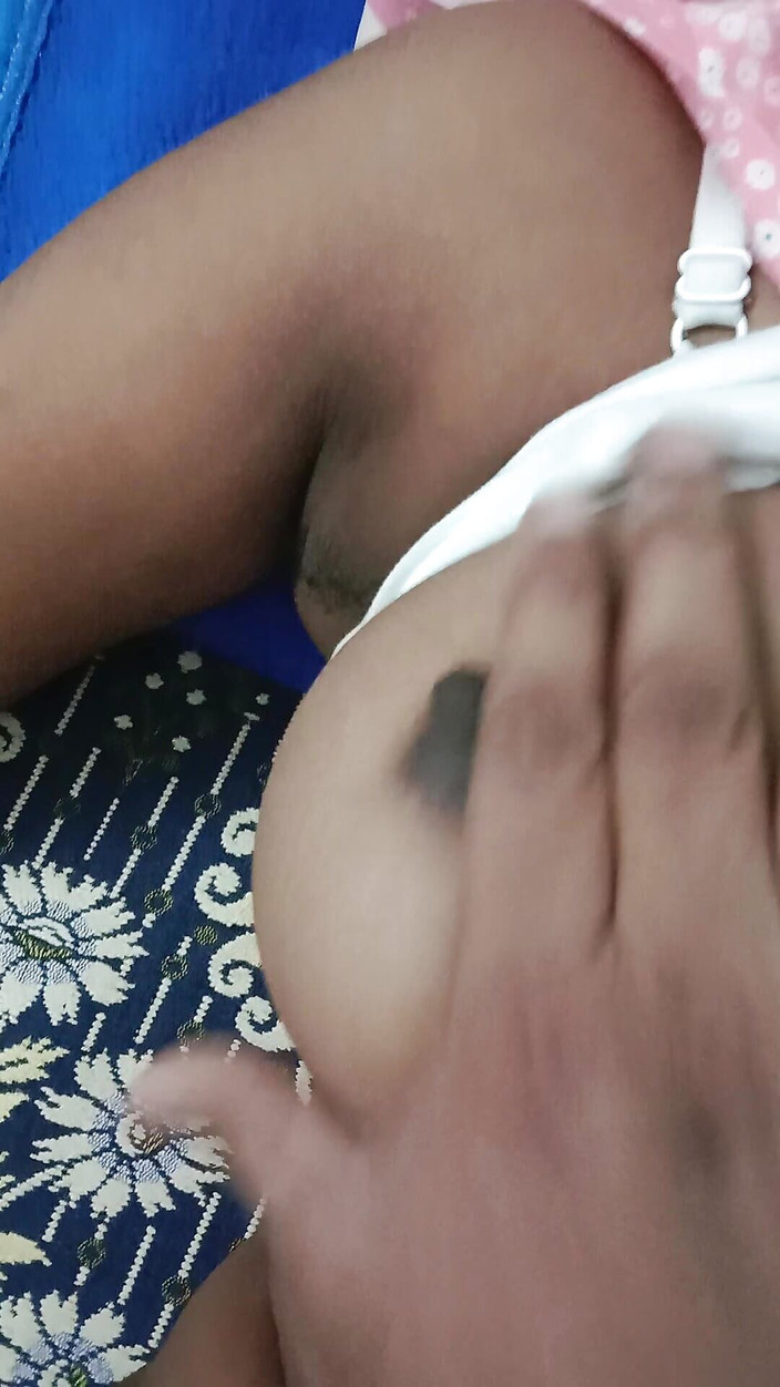 Sexy_Lovershan: インドのリアルホットベイビー美しいセックスビデオ