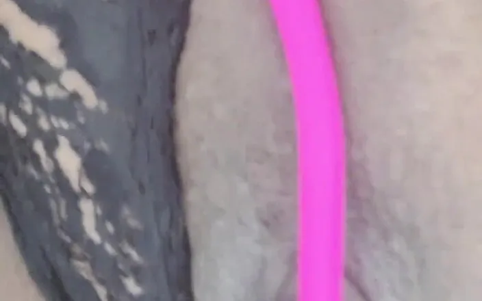 JuicyNthicc: Sweets Playing in Public Restroom
