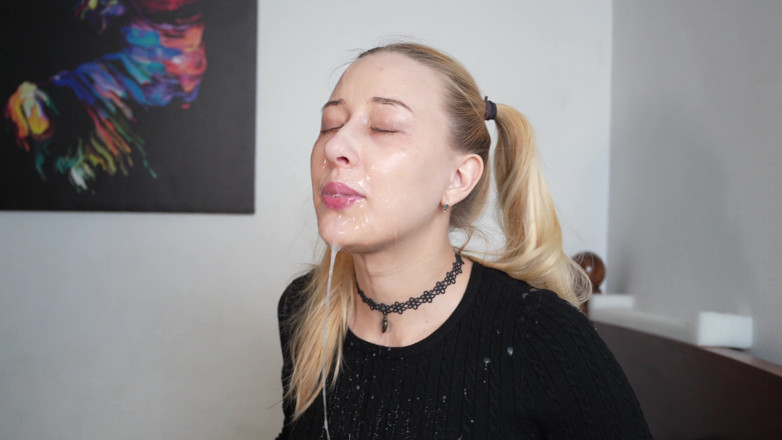 DreamFoxy: Hard Fucking Throat and Facefuck, a Lot of Saliva and...