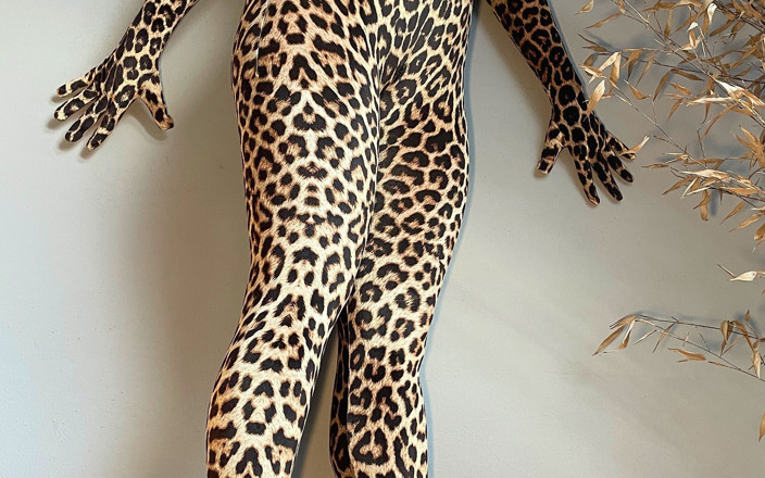 Projectsexdiary: Camilan Halloween dalam Catsuit Leopard Zentai - Projectfundiary