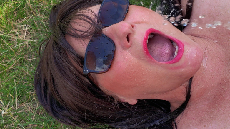 ithastopeefun: Ithastopeefun - Getting All Messed up with Cum and Piss in...