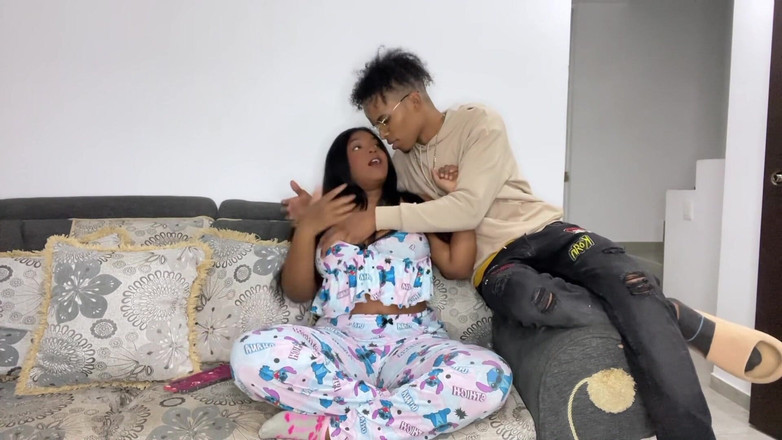 AndreaAndJean: Une voisine trompe son copain se fait défoncer le dos...