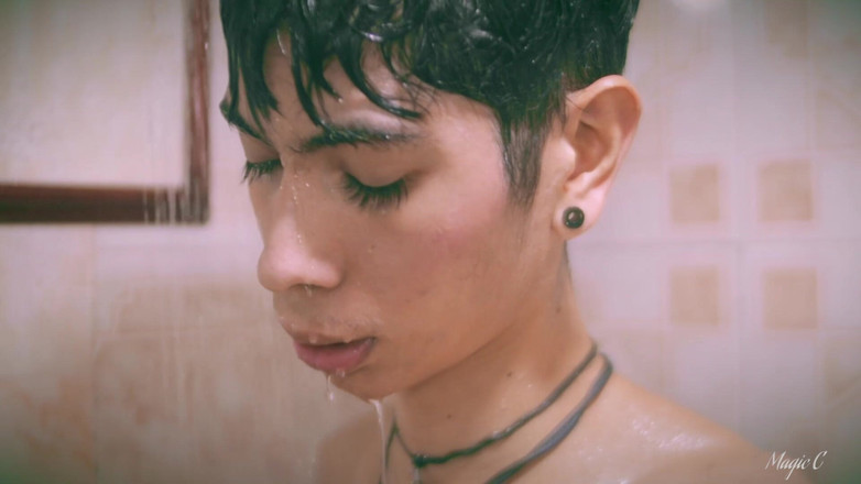 Magic C: सुबह! मेरे साथ एक गर्म, सेक्सी, फोमी शॉवर लेना चाहते हैं?