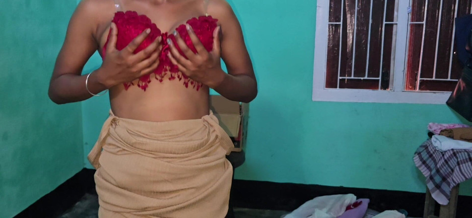 SafeRosebush8: Video porno bra merah panas dengan istriku
