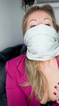 Bri gag hàng tuần 15