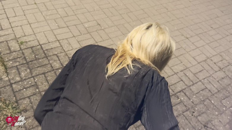 Miley Weasel: Horny Slut Fucked in the Middle of the Train Station!!