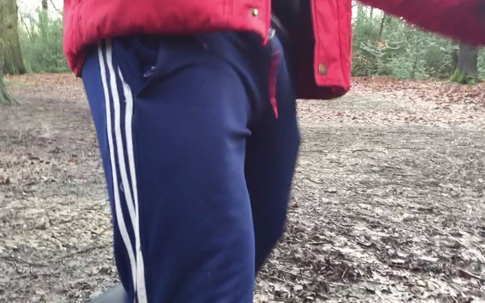 MrMagicDevil: Quindi è inverno ed è super freddo fuori. con la biancheria intima...