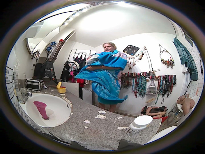 Lizzy Yum: Lizzyyum Peek Hole julho 2026 Banho masturbação dilation