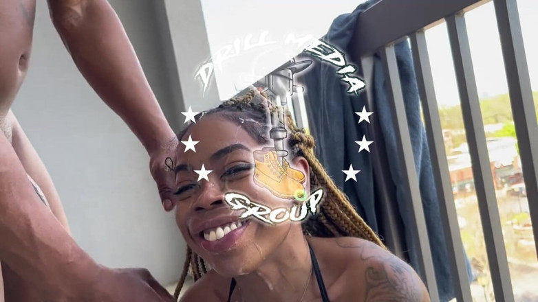 Devin Drillsxx: เพลิดเพลินกับวิว