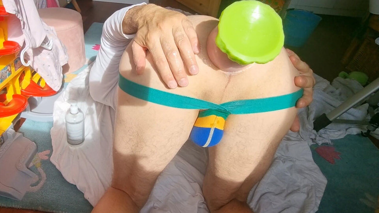 Giantasshole: Phích cắm mới 9cm và lỗ đít banh rộng của tôi