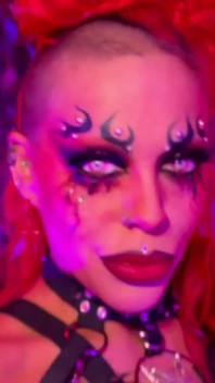 Nuovo video vampiro lanciato oggi!!