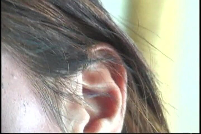 CBD Media Interracial: ゴージャスな十代は彼女の小さな猫に巨大な大人のコックを望んでいます