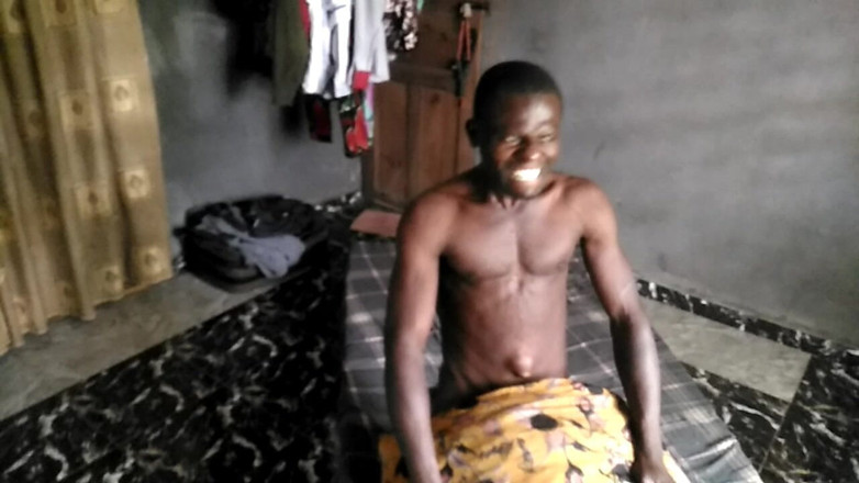 Moviesporn1: बड़े स्तनों वाली रंडी की तलाश है