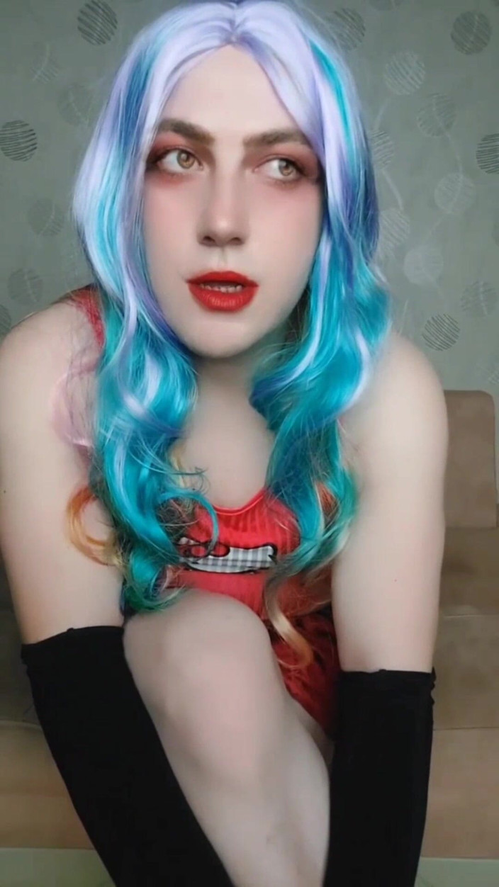 Kitty_Cross: Princezna Kitty mluví s přáteli