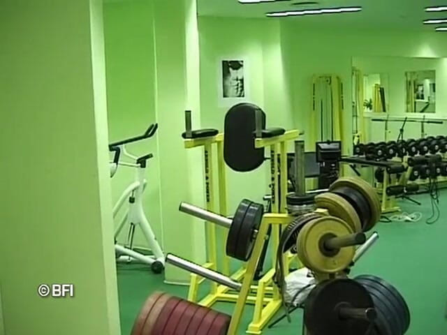 Hardcore Lovers of the world: Fitness girls have sex.