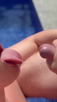 Poolside blowjob - did the neighbors see?