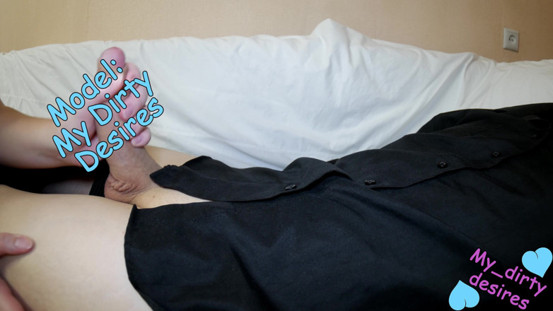 My_dirty_desires: Butt plug in the ass, pussy flows when a big...
