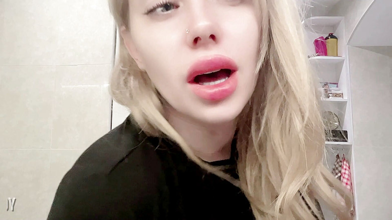 Goddess Misha Goldy: Son derece baştan çıkarıcı ve yaramaz dudaklara tapma ve 31 talimatı seansı