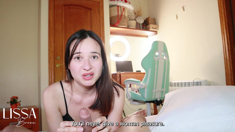 Lissa Brown: Làm nhục con cu nhỏ và nhão