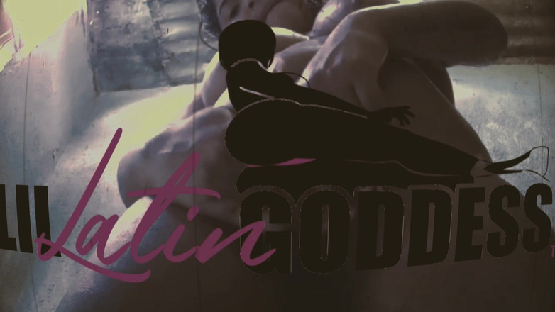 LiL Latin Goddess: 3화 시즌 3 - Lil Latina - 샤워 카펫 Muncher