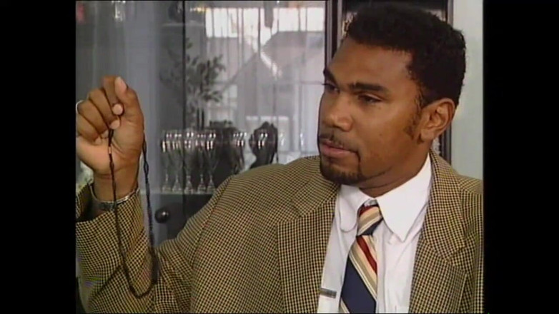 MMV films - The Original: Hemmafru MILF njuter av monster svart kuk i fitta som...