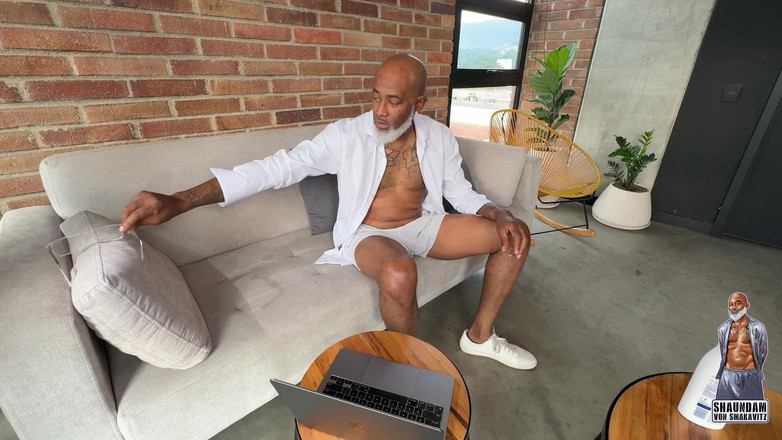 Shaundam: 老板乱搞他的女仆