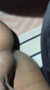 Bottom Masturbation with Huge Cumshot