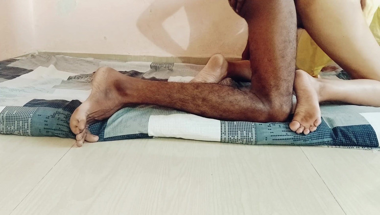 ThisSprite75: Apa yang Bisa Terjadi Jika Pasangan Hot Berbagi Kamar Hotel?