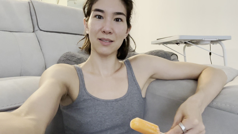 Ms_Emmy_Lynn: Onani: Kåt kantning med fingrar &amp; leksaker