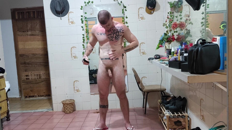 carmonaoficial: Shaving and Shaving His Chest