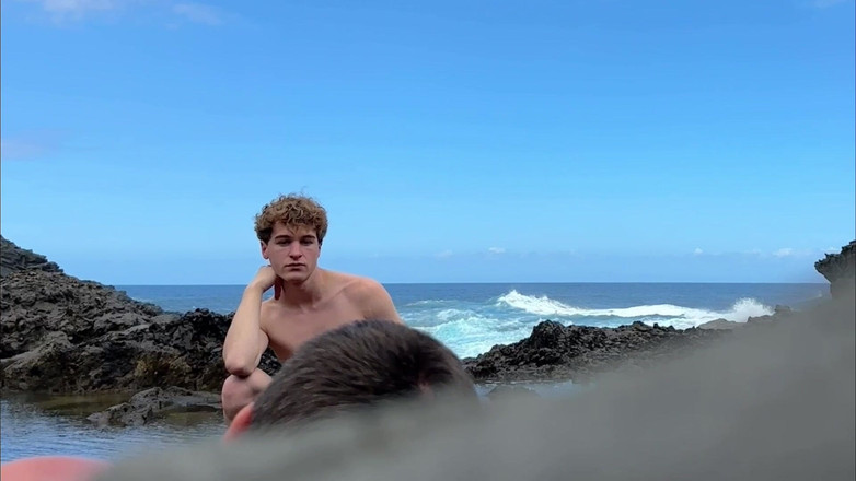 bleshporn: Ayden brooks lagi asik sama tim blesh di luar ruangan