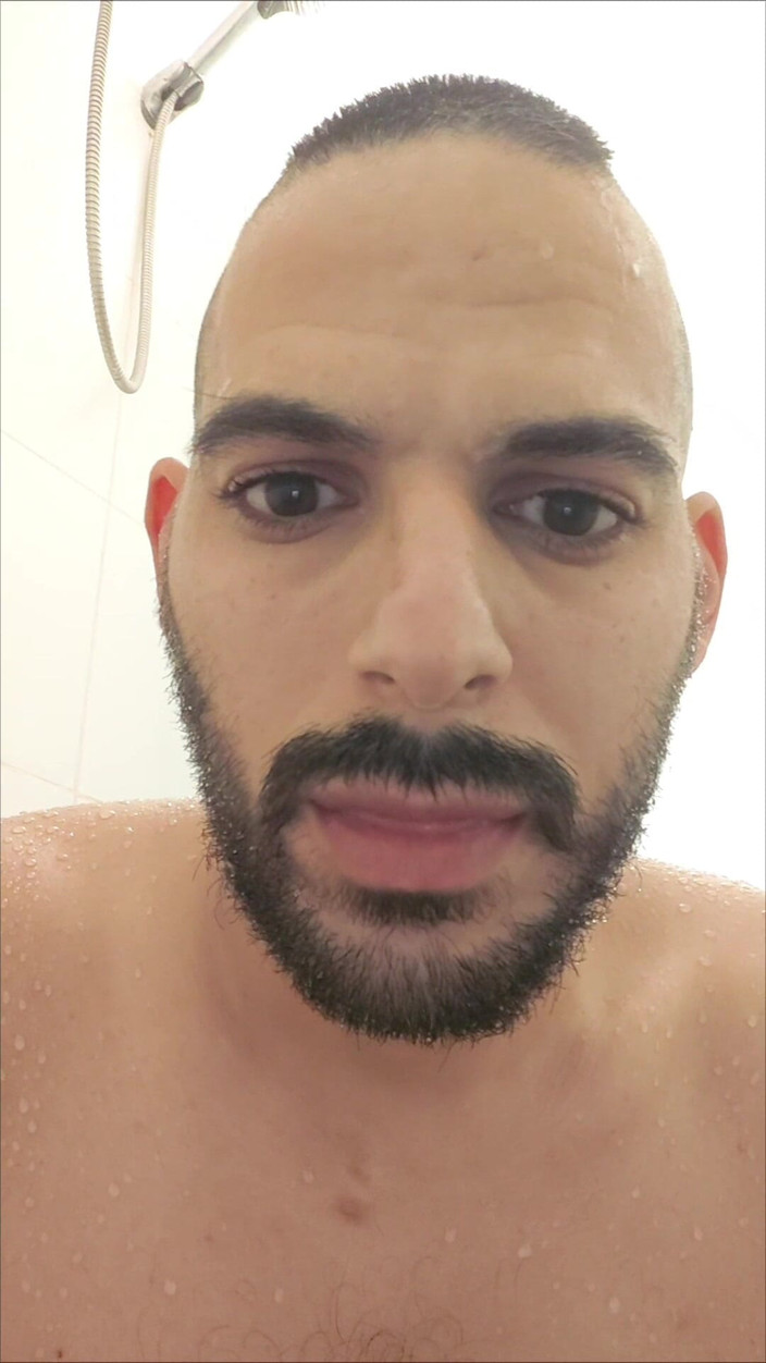 Grayalpha: 新しいヘアカット2シャワー