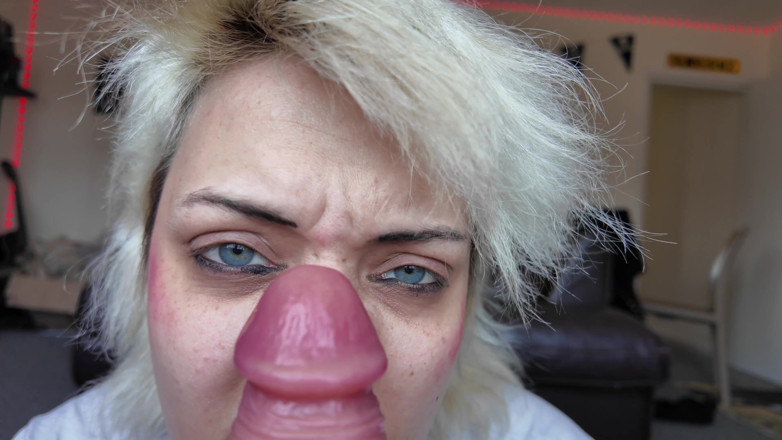 Glitterqueen1999: Fetiș din nas futai cu vibrator