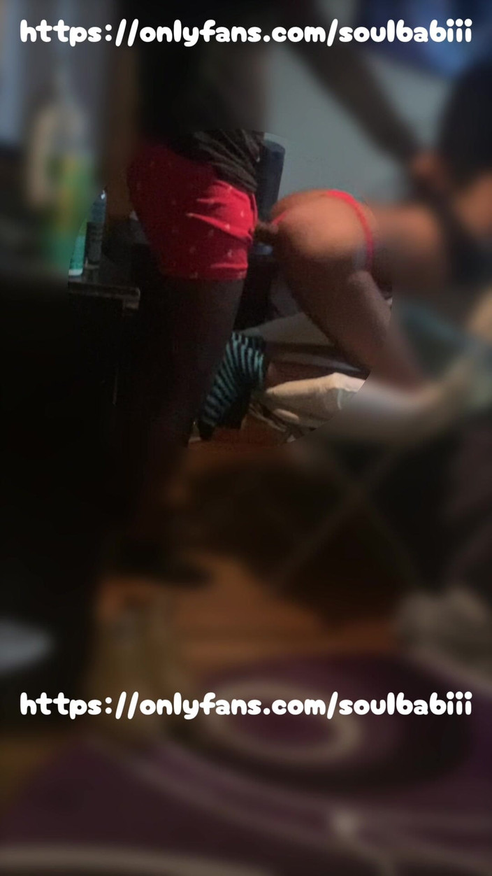 Soulbabii: 弯下腰让我被狠操