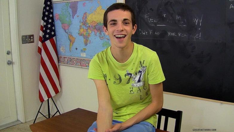 Teach Twinks: Conner Bradley Temu bual