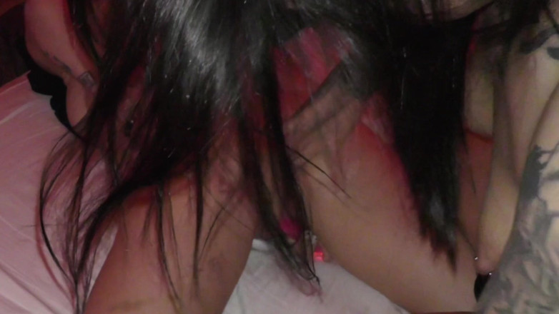 Kourtneyinked: 40 minit berkongkek dubur dengan Lila Storm