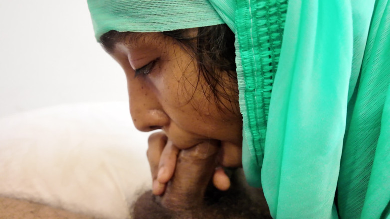 Immfuck: Muslimische hijabi-kehlenfick-königin will mein sperma zweimal