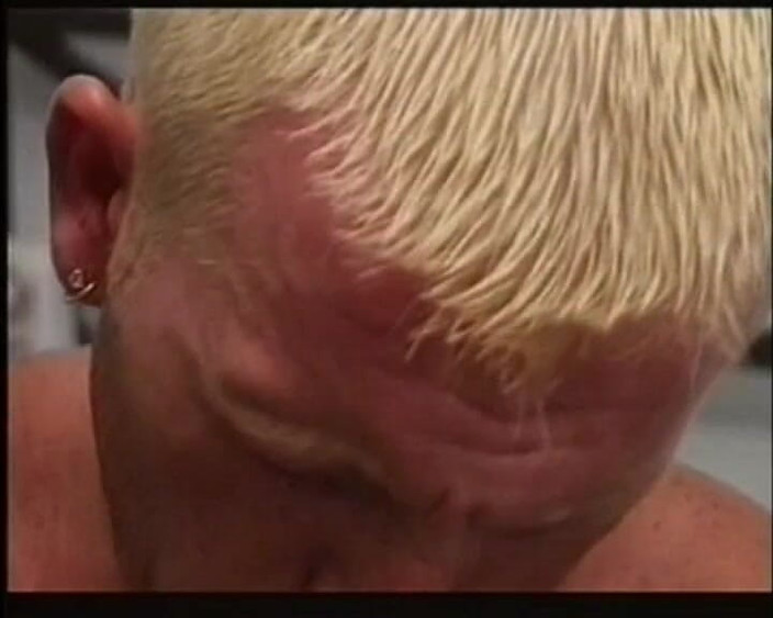 Gay 90's Vintage Porn: Fior de intimitate cu un tip brut 2