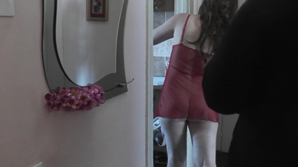 XXX-Platinum: Máy bay bà già xinh đẹp trong peignoir trong suốt mà...