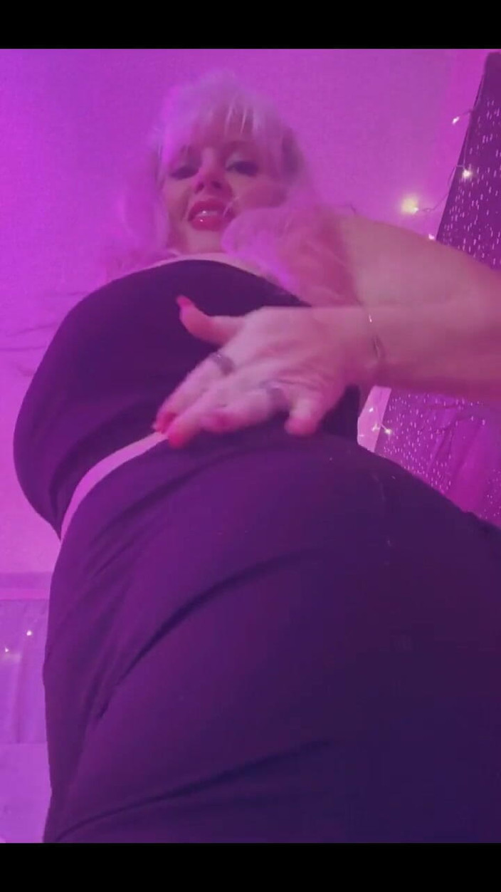 PaintedRose: Tôi biết những gì bạn đang nghĩ