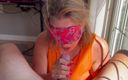 Avril Showers: Blindfolded oral on Tracid